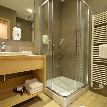 ホテル エモネック