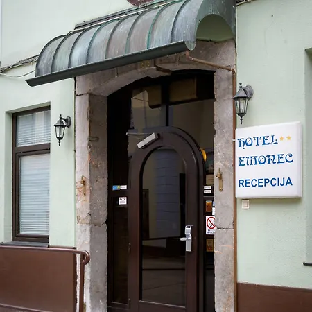 エモネック ホテル