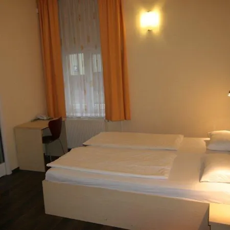 エモネック リュブリャナ