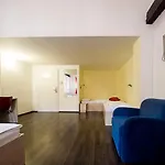 Emonec Hotel 3*