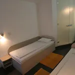 إمونيك 3*